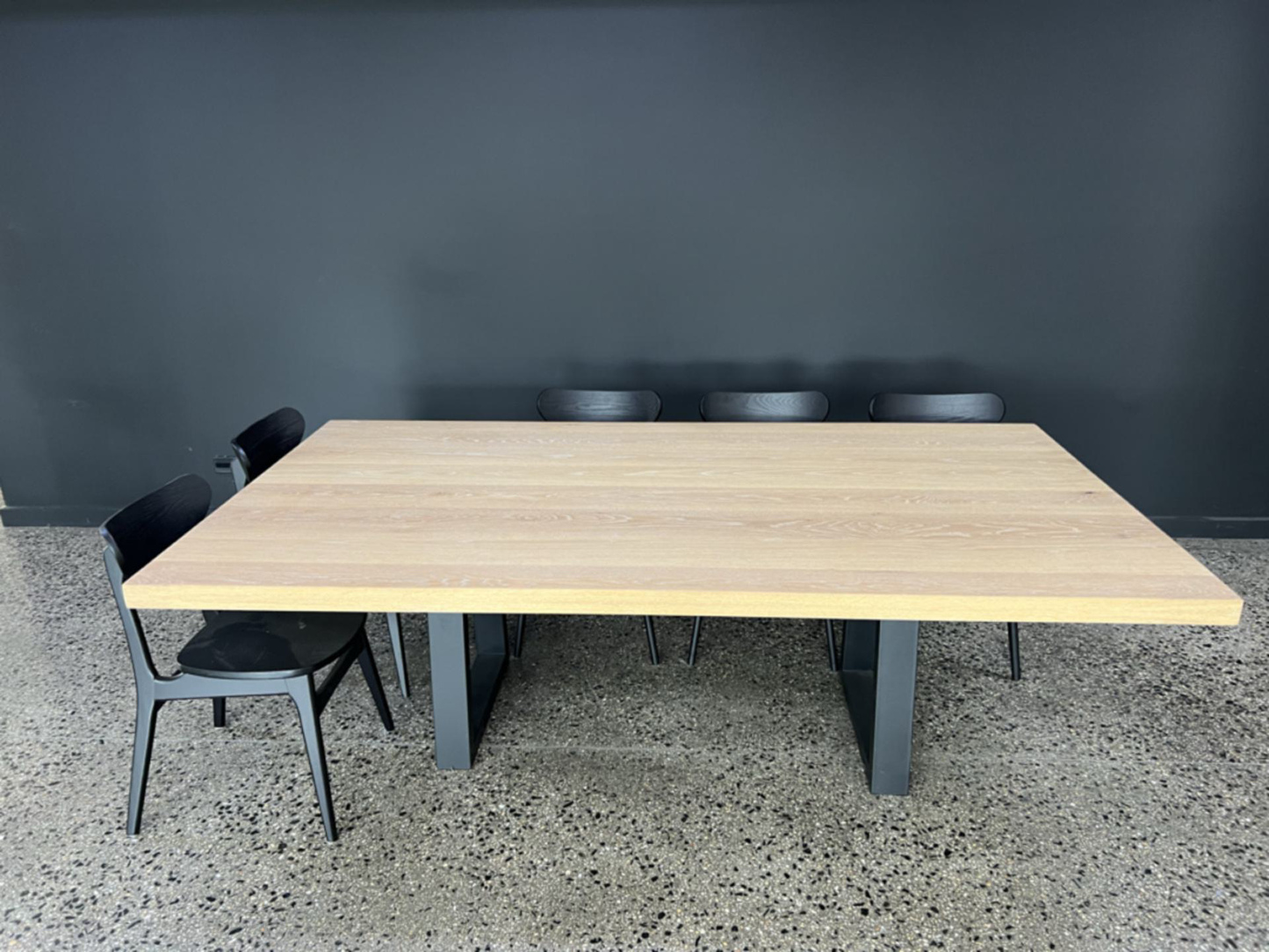 Chene Dining Table