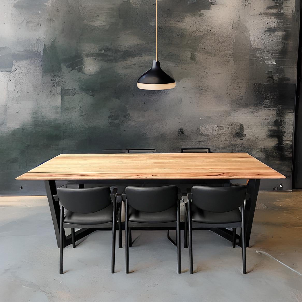 Shuki Dining Table