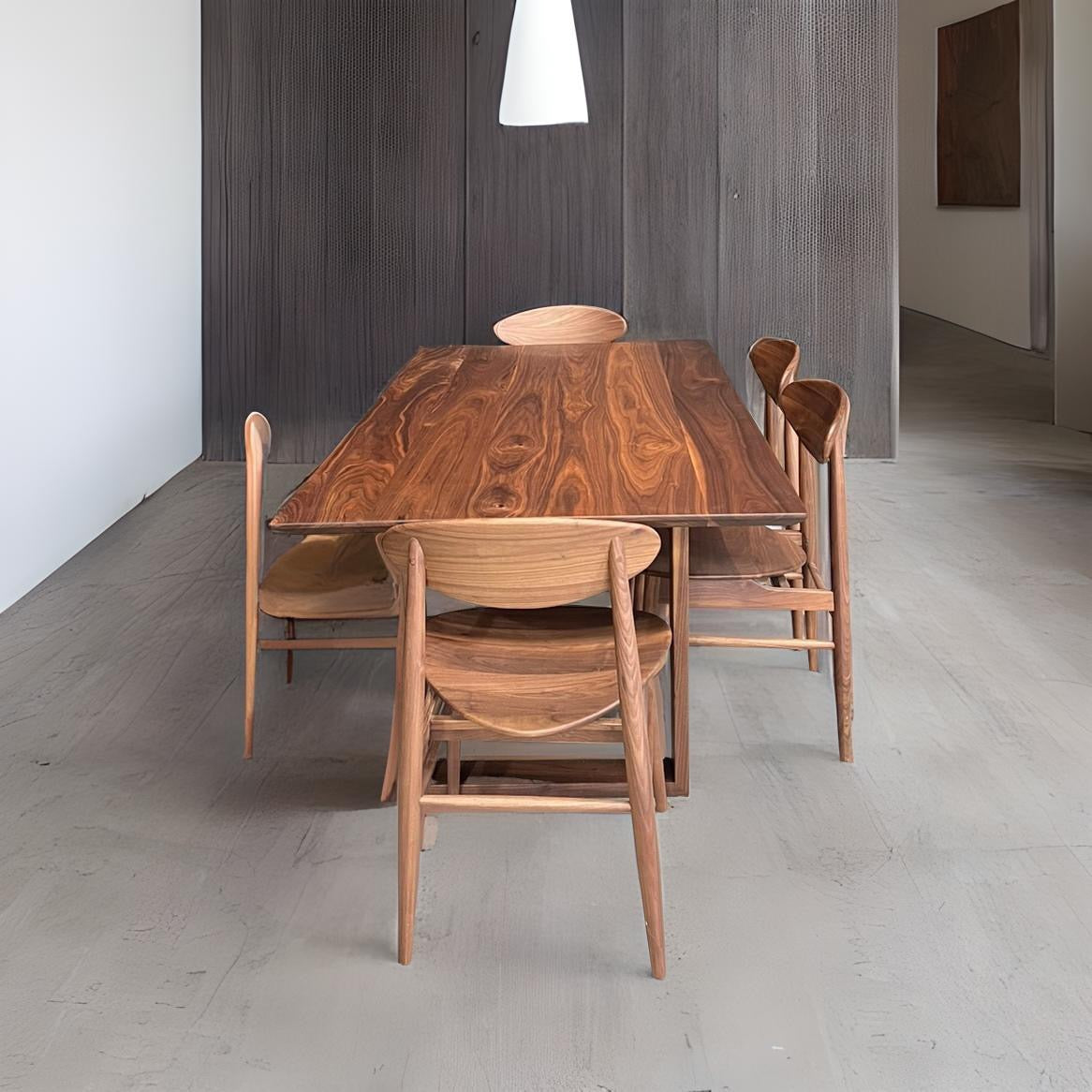 Arbre Dining Table