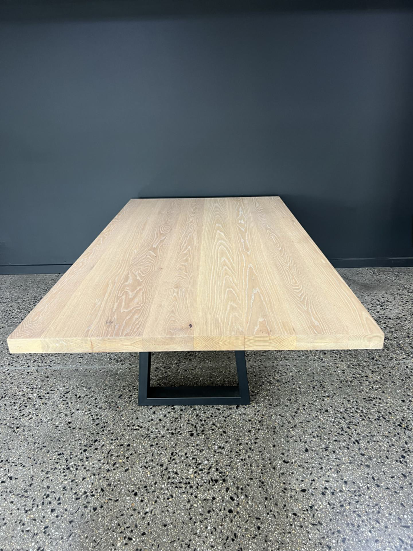 Chene Dining Table