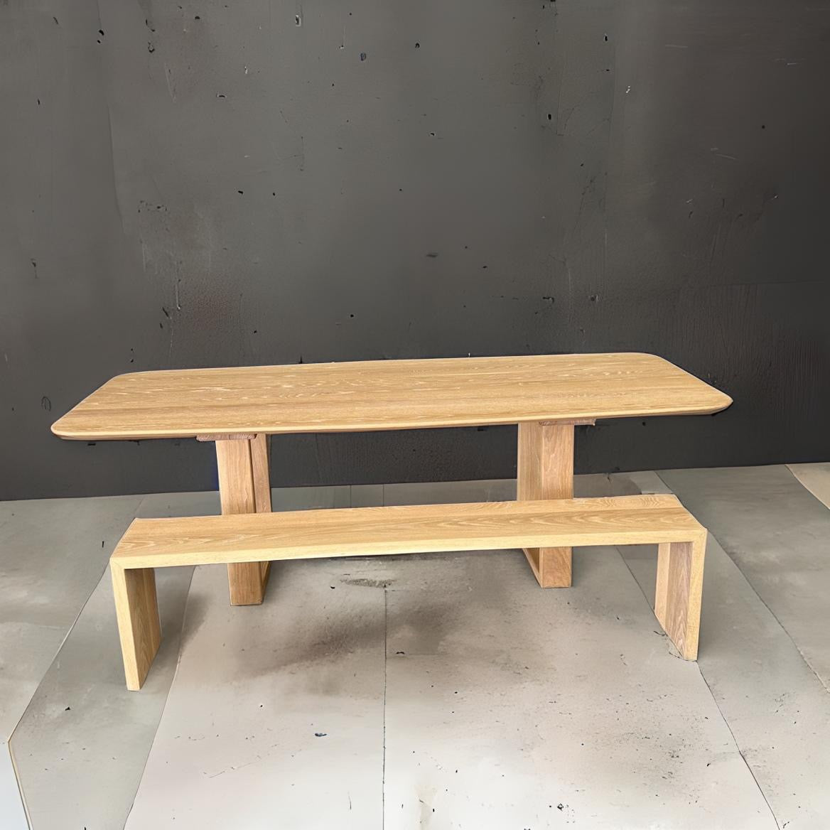 Terne Dining Table