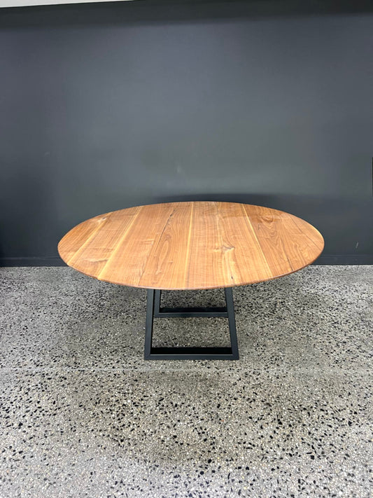 Klein Dining Table