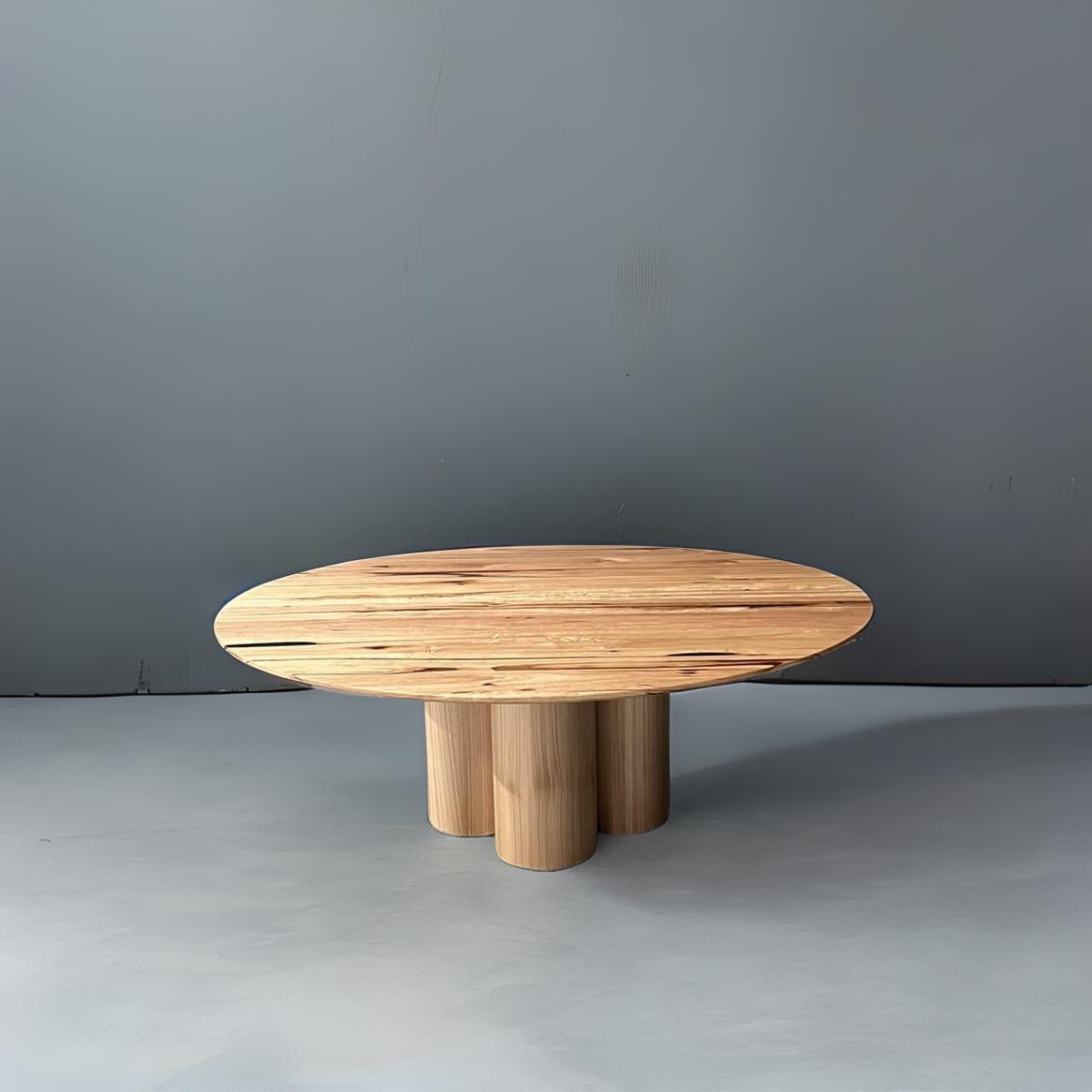 Cercle Dining Table