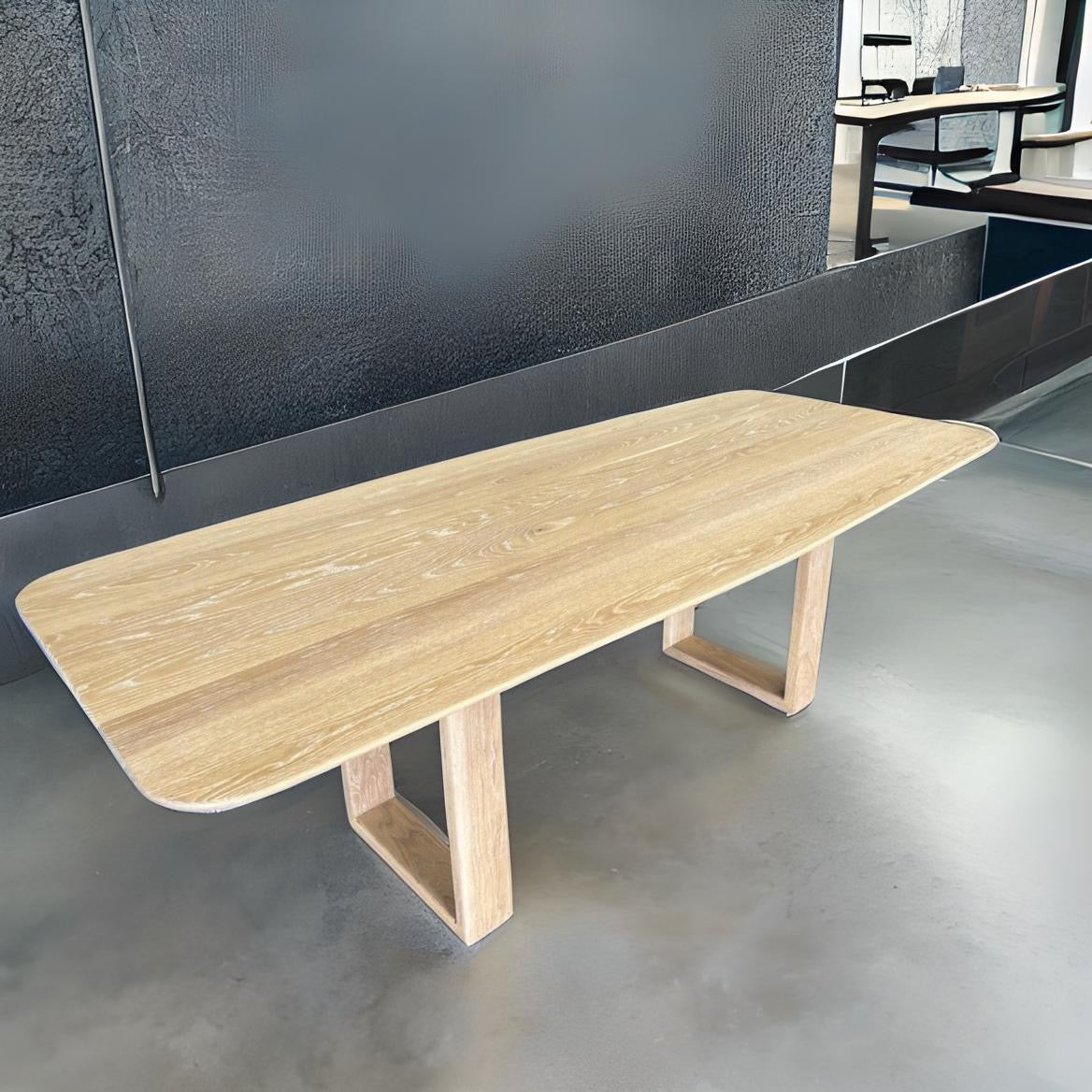 Terne Dining Table