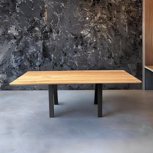 Fendre Dining Table